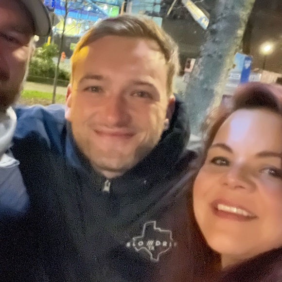 Meet your Posher, Chela - Picture 5 of 6